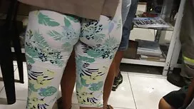 الرجال في اثنين مزاد ...