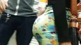 الرجل مع المسمار تقر ...