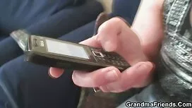 رجل يصور الإباحية في ...