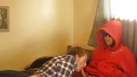 رجل روسي مع الثدي لط ...