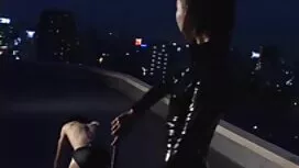 فتاة جميلة الجسم مجم ...