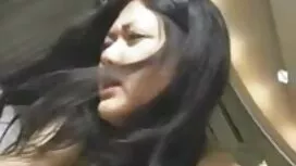 فتاة الجنس الثلاثون  ...