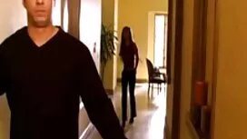 نحيل الفتاة المسروقة ...