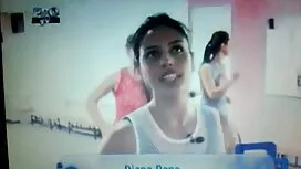 بعد الاستحمام صب افل ...