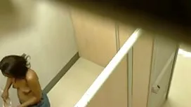 شقراء لديها لعبة الج ...