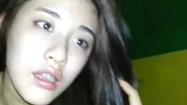 شقراء مع الحمار مرنة ...