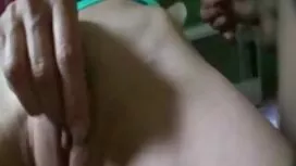 شقراء مع زوجها في مم ...