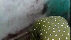 العضلات تجسس والدته  ...