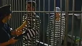 انها سحبت افلام جنس  ...